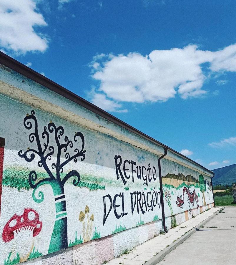 El Refugio Del Dragon Hostel Arcones Ngoại thất bức ảnh