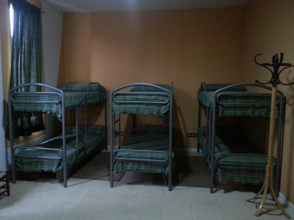 El Refugio Del Dragon Hostel Arcones Ngoại thất bức ảnh